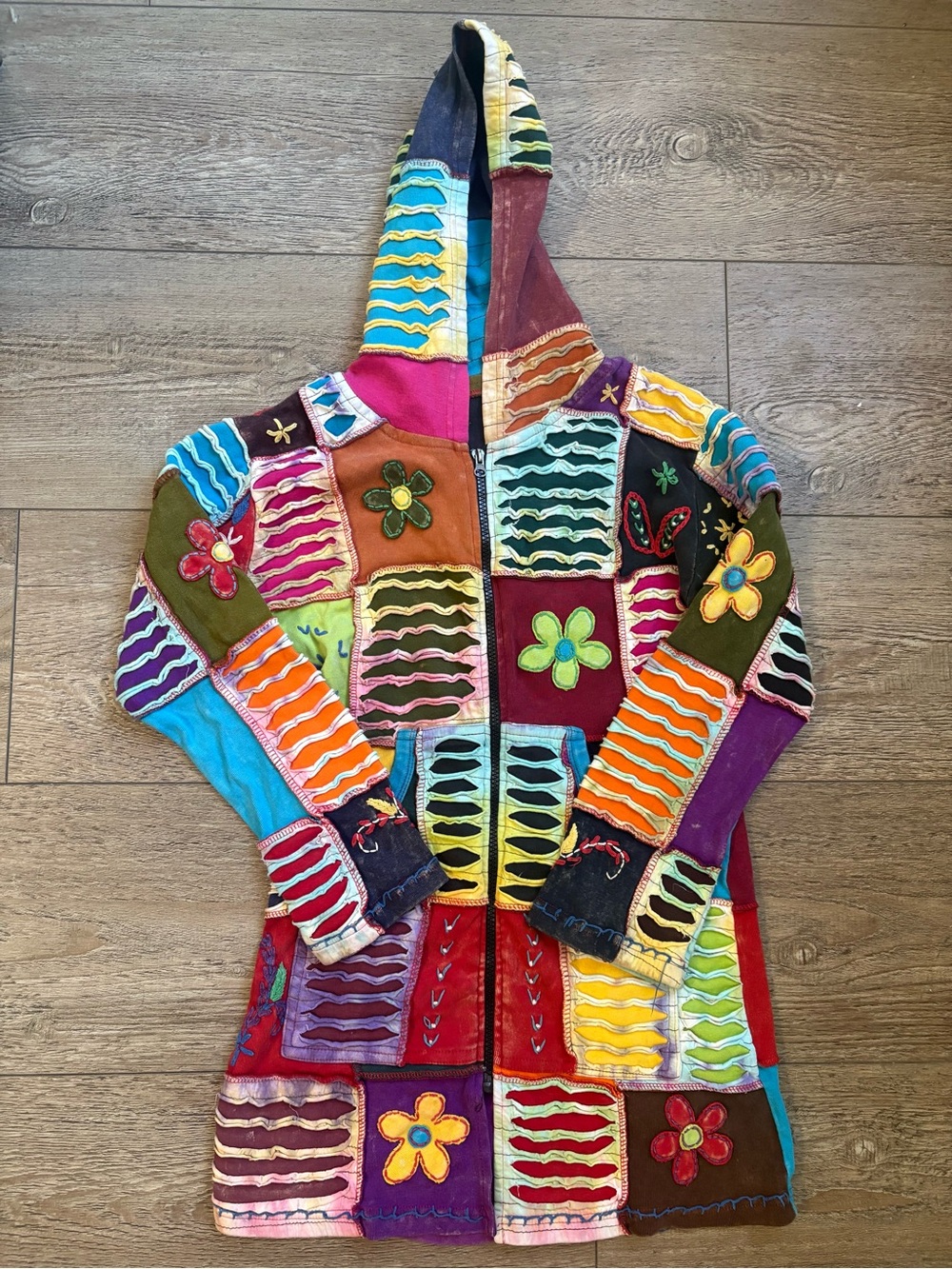 Vintage Multicolor Floral Patchwork Hippie Coded Zip-up Hoodie Made in Nepal